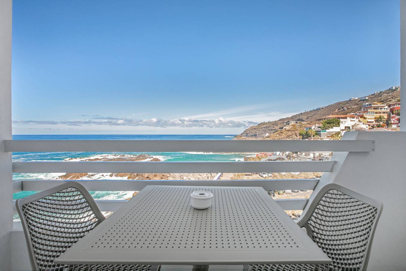 Appartamento intero, Appartamento per vacanze 'Vv Tamara Sunset Suite' con vista mare, terrazza privata e Wi-Fi in Mesa del Mar, Tacoronte