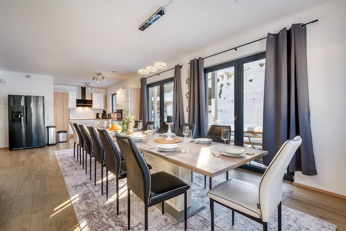 Geheel vakantieappartement, Vakantieappartement voor 13 personen met tuin in Fieberbrunn, Bezirk Kitzbühel (stad)