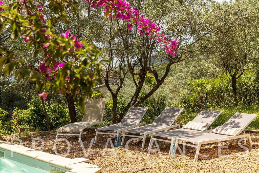 Schönes Ferienhaus mit Pool in der Nähe von Callas in Callas, Draguignan Region