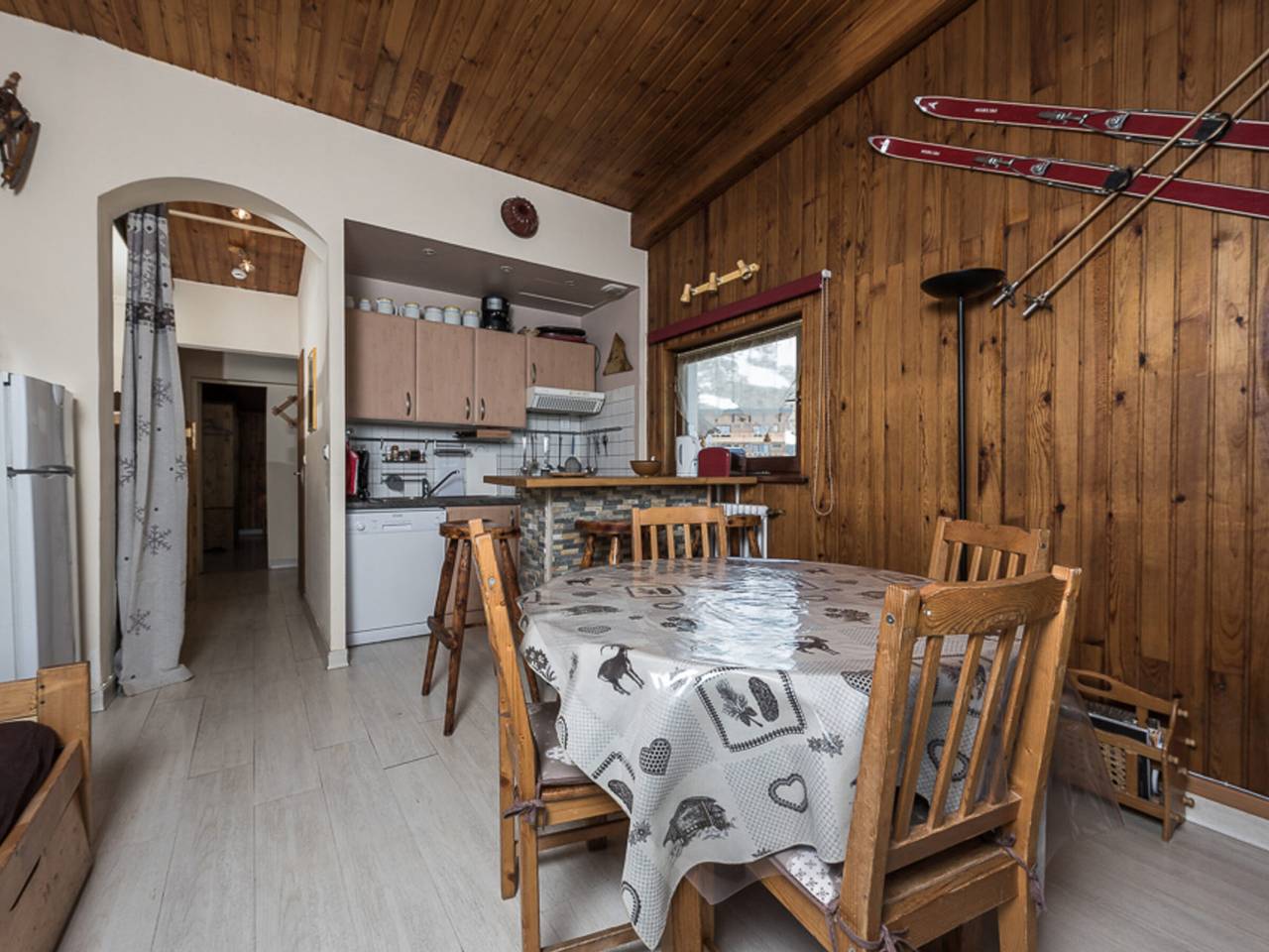 Appartement entier, Appartement Éco avec Balcon · Proche Pistes et Commerces · Wifi · Animaux Acceptés in Tignes, Parc National de la Vanoise