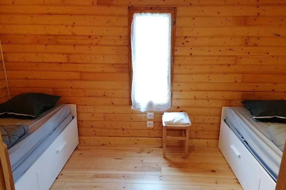 Chalet 10 places avec Spa privatif. in Saint-Vincent-de-Durfort, Parc naturel régional des Monts d'Ardèche