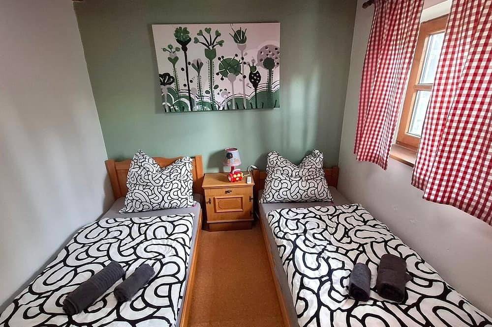 Ferienhaus 98 im bayerischen Waldferiendorf I 3 Schlafzimmer I Lagerfeuerplatz in Regen (Ostbayern), Ostbayern