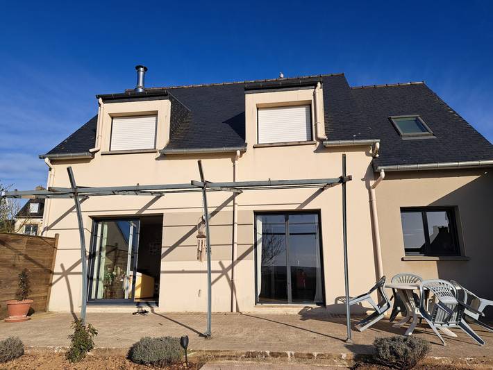 Location de vacances pour 4 personnes, avec jardin à Hénansal
