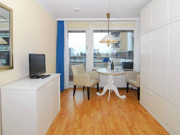 Ferienwohnung für 2 Personen, mit Balkon in Westerland