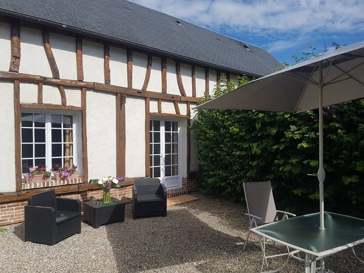 Gîte pour 4 personnes, avec terrasse et jardin à Crécy-en-Ponthieu
