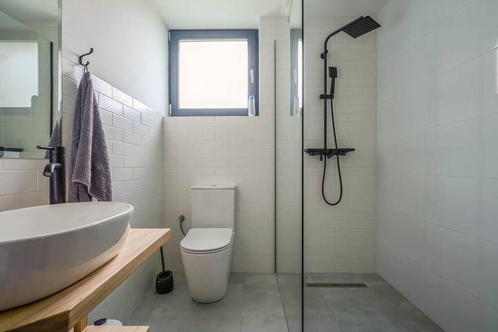 Beach front home in Ostrowite with Wifi in Kujawien-Pommern