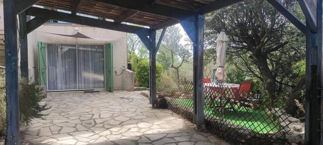 Gîte pour 2 personnes, avec vue et jardin à Saint-Julien - 4