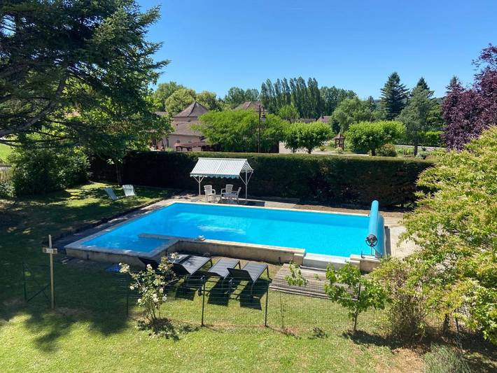 Location de vacances pour 7 personnes, avec terrasse et piscine à Badefols-sur-Dordogne - 2