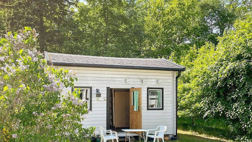 Hus för 2 Personer, med trädgård, med husdjur i Skurup