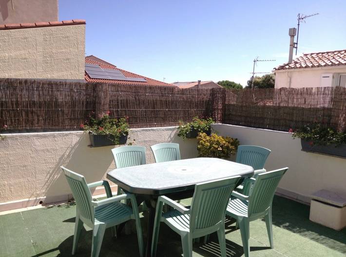 Gîte pour 6 personnes, avec terrasse, animaux acceptés