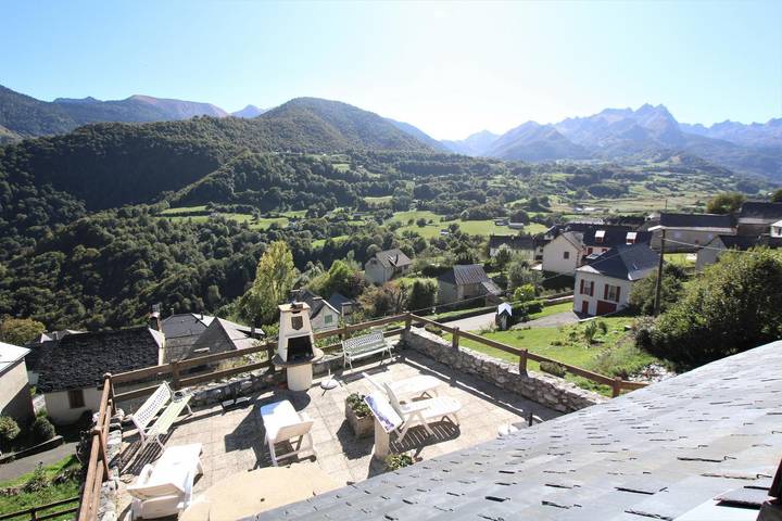 Gîte pour 4 personnes, avec terrasse, animaux acceptés dans vallée d'Aspe - 2