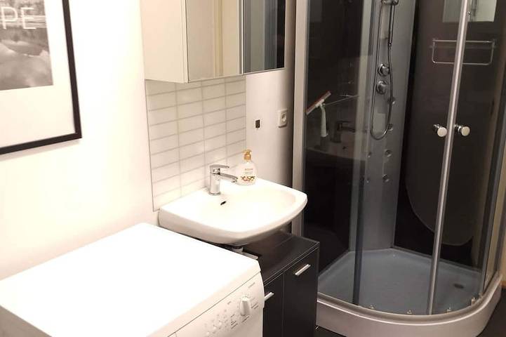 Cozy Guesthouse 600m From The Beach in Enköping, Mälaren