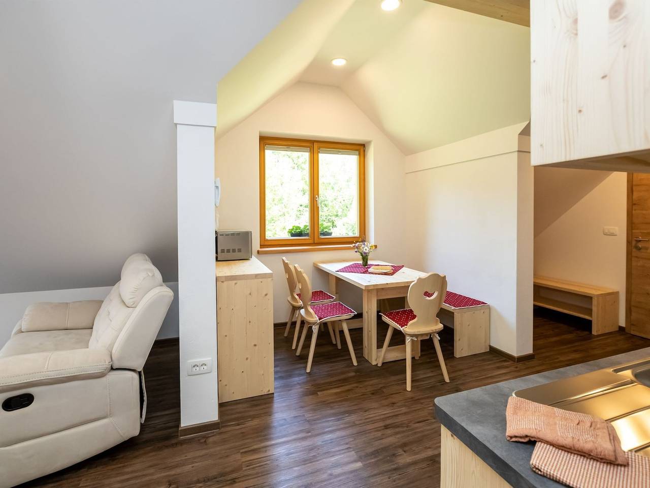 Ganze Wohnung, The Woodland Nook Apartments Bohinj - Comfort Two Bedroom Apartment with Balcony in Wochein, Triglav Nationalpark
