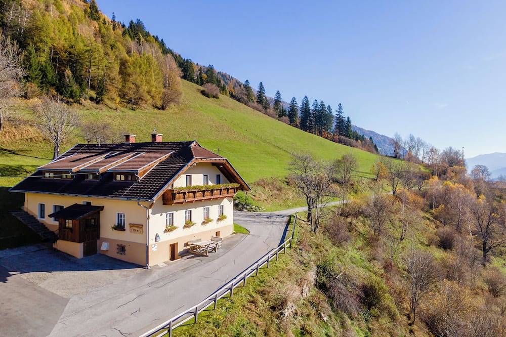 Haus in den Bergen anbei mehrere Skigebieten in Obervellach, Lieser-Maltatal