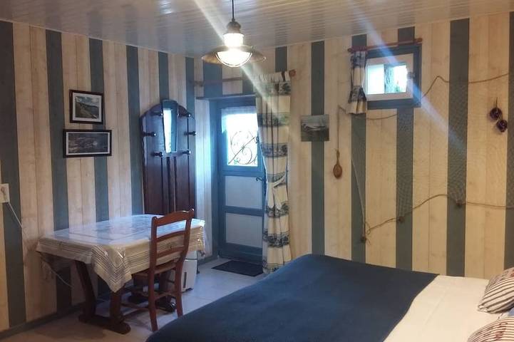 Gîte pour 2 personnes, avec jardin dans Mesnil-Roc'h - 4