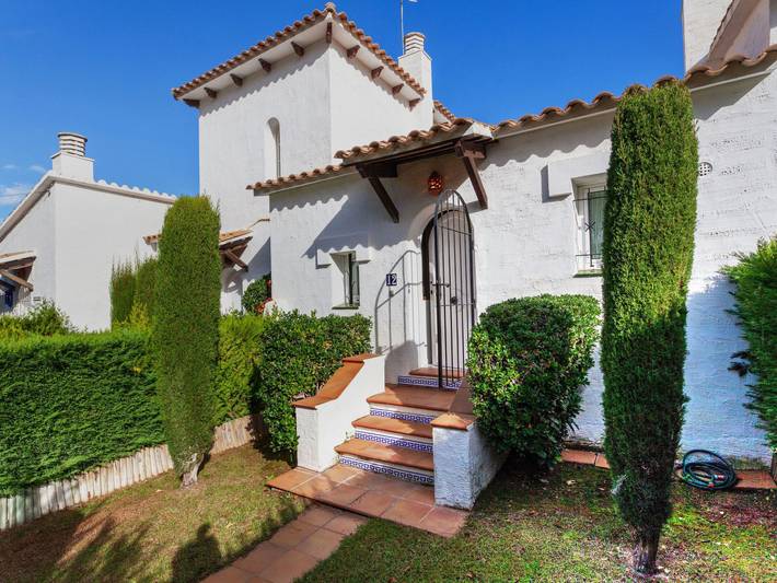 Ferienhaus für 4 Personen, mit Kinderpool und Garten sowie Terrasse in Pals - 2