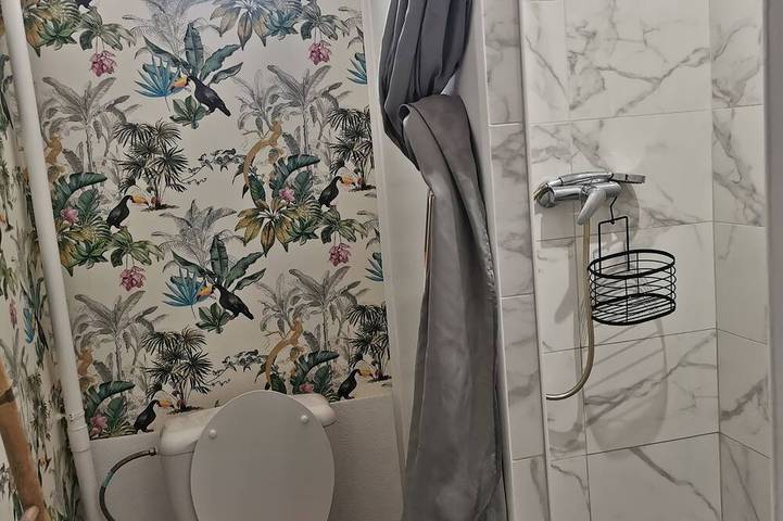 Ganze Wohnung, Near the beach, 1-bedroom apartment with a small garden. Pets are welcome. in Calais, Calais und Umgebung