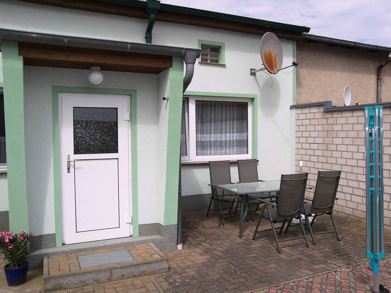 Ganze Ferienwohnung, Ferienwohnung Raddatz in ruhiger Lage nur 5km zum Strand - Ferienwohnung Raddatz in Ulrichshorst, Korswandt
