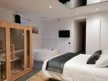 Gîte pour 2 personnes, avec jacuzzi et sauna, animaux acceptés à Saint-Jean-Saint-Maurice-sur-Loire