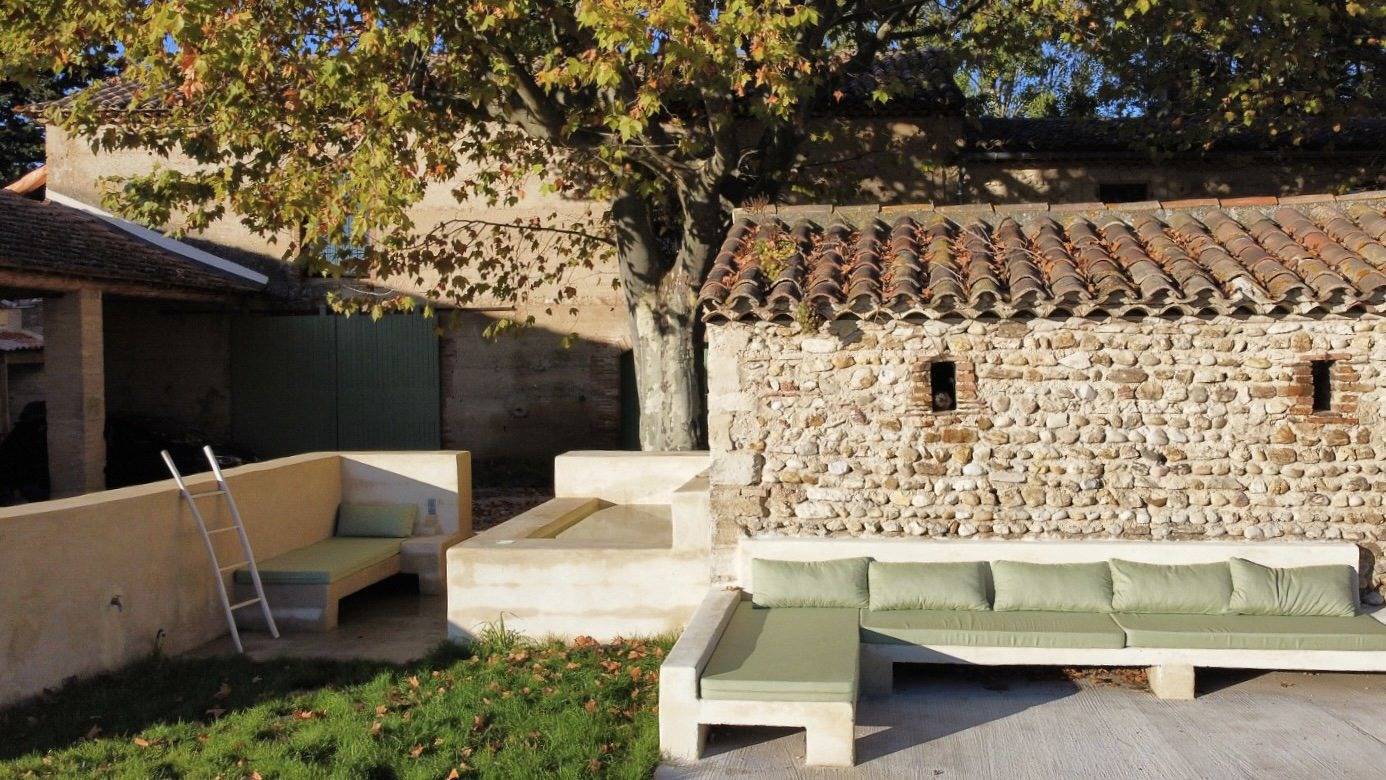 Double maison familiale en Drôme Provençale au milieu des vignes in Tulette, Région de nyons