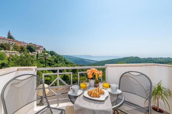 Appartement de vacances pour 4 personnes, avec vue et balcon - 1