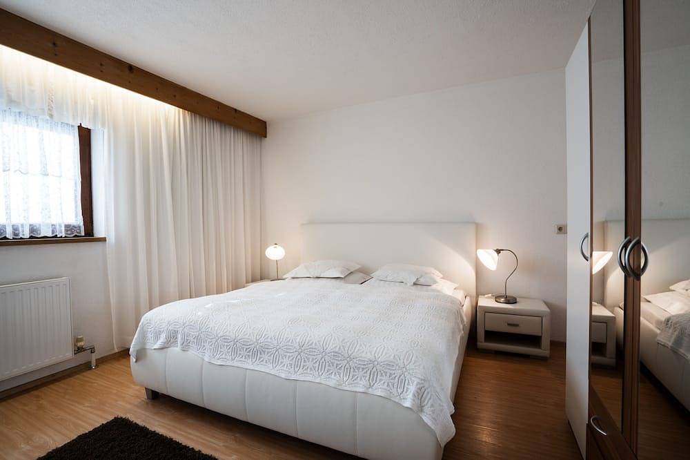 Ganze Wohnung, Geräumige Ferienwohnung mit Aussicht auf die tiroler Berge in Reith bei Seefeld, Innsbruck Land