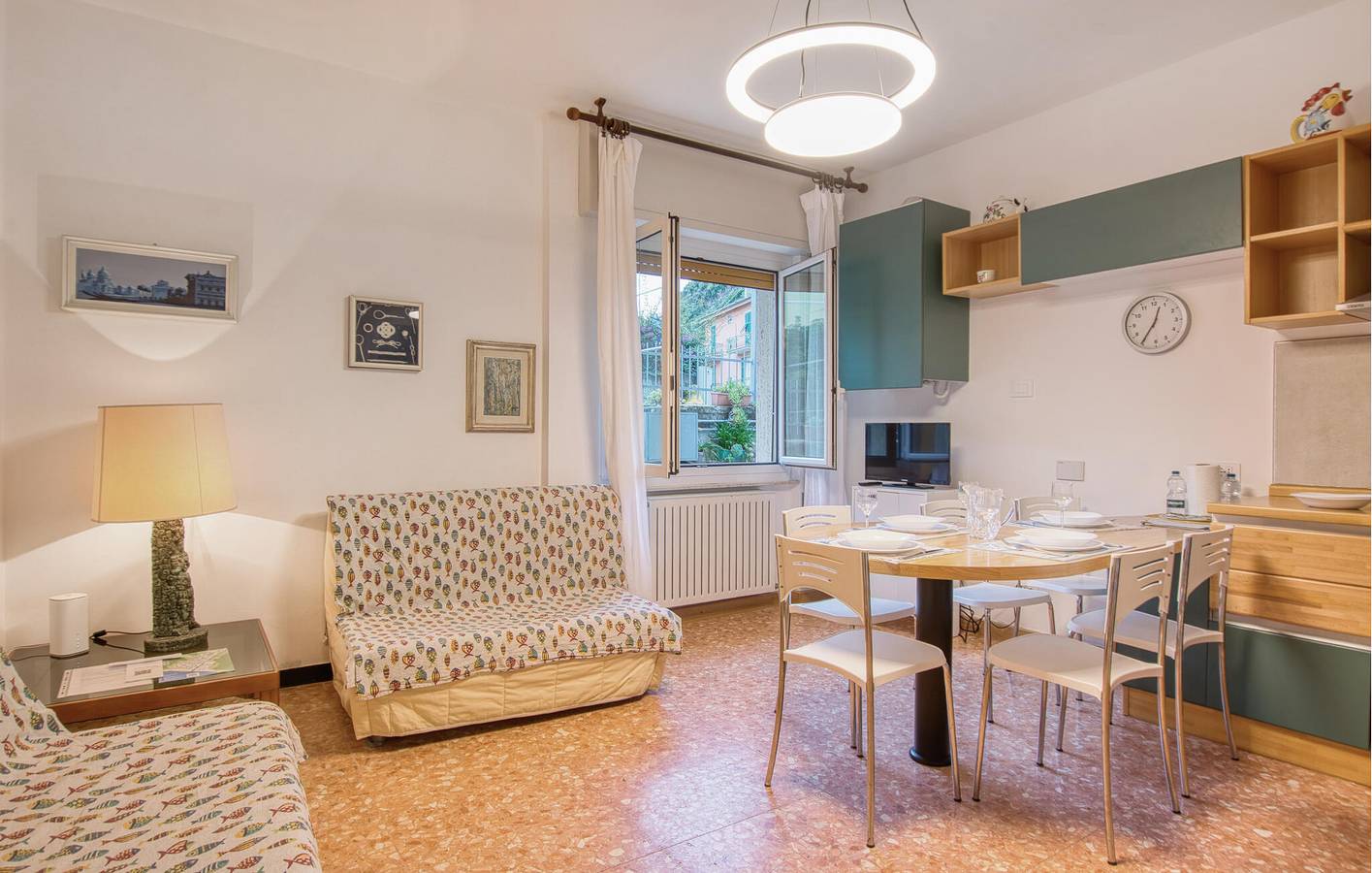 Appartamento intero, Appartamento sulla spiaggia con WiFi, parcheggio e cucina in Deiva Marina, Riviera di Levante