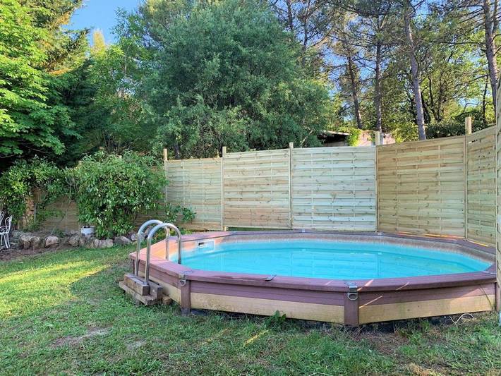 Location de vacances pour 12 personnes, avec piscine et jardin à Mimet - 2