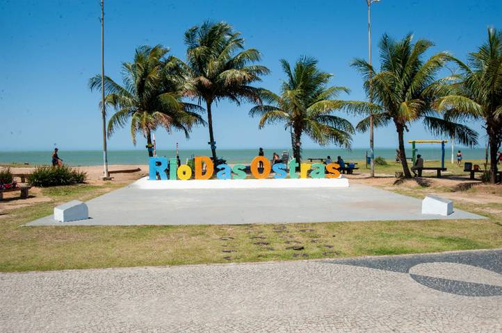 Casas e apartamentos de temporada para 4 pessoas, com animais de estimação em Rio das Ostras