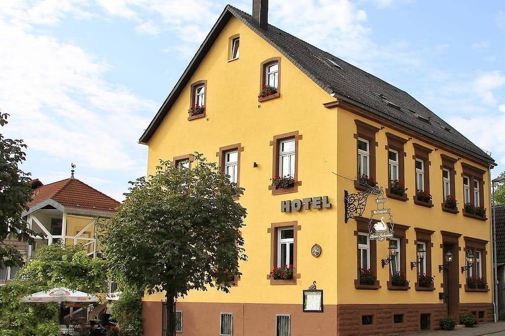 Hotel Zum Schwan - Appartement/Fewo, Dusche, Wc, 1 Schlafraum in Waldfischbach-Burgalben, Landkreis Südwestpfalz