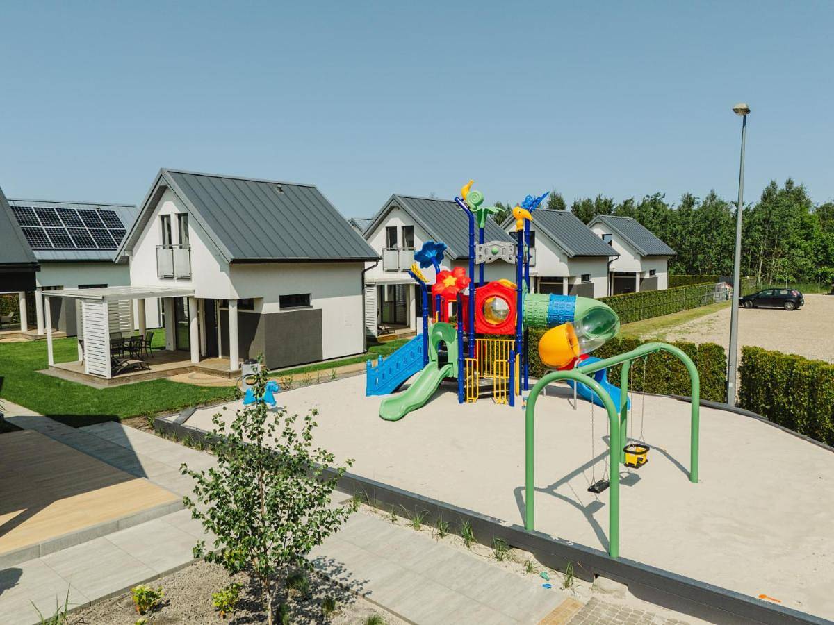 Domki Morski Raj B in Dębki, Krokowa