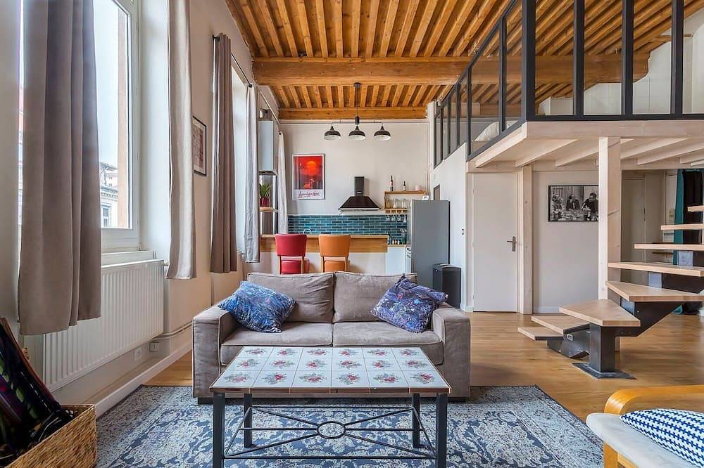 Entire apartment, Le Tisserand - Superbe Canut pentes Croix Rousse in Lyon, Lyon region