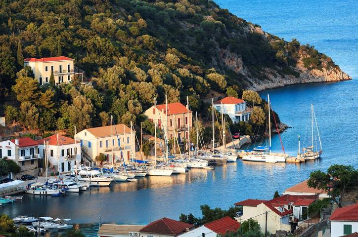 Villa για 4 άτομα, με πισίνα και ταράτσα στην Ιθάκη
