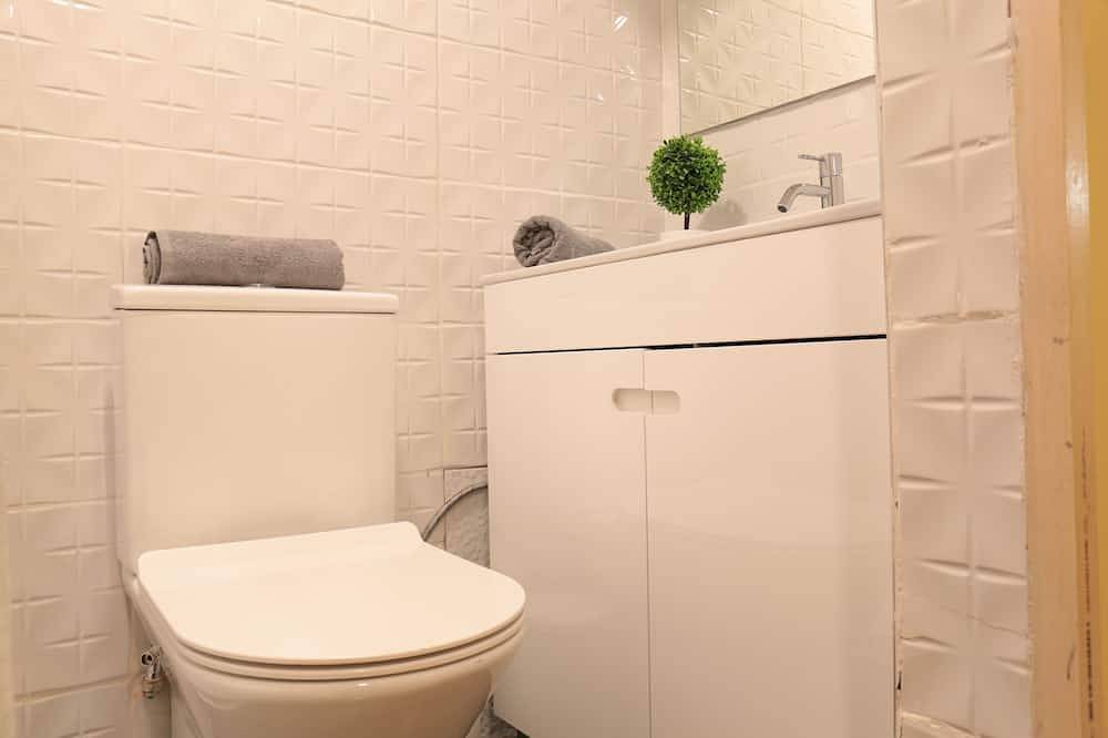 Apartamento inteiro, Private Apartment inside of a guest house in Lisboa, Costa de Lisboa