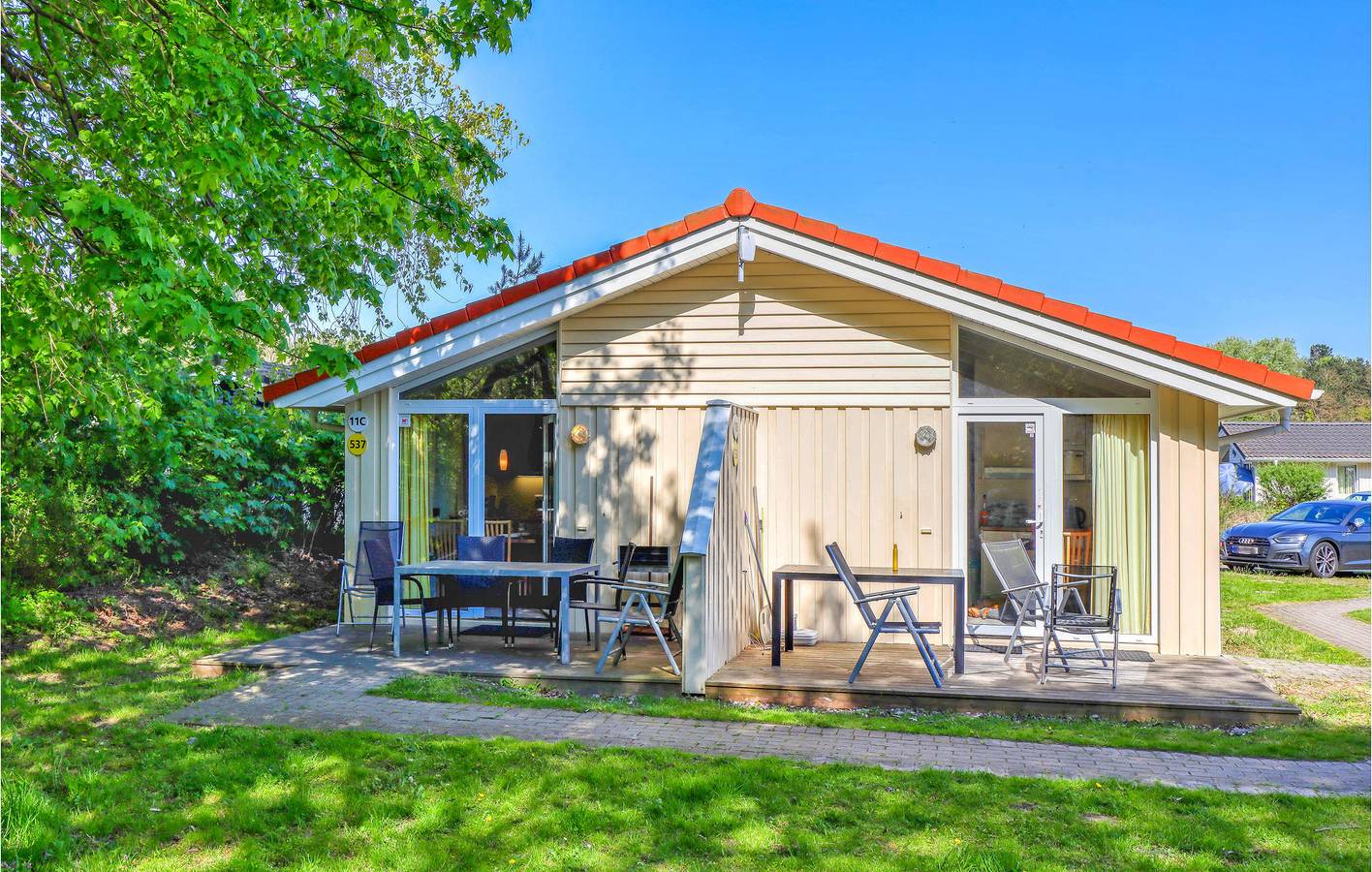Ganze Ferienwohnung, Rückzugsort am Strand: WiFi, Parkplatz, Terrasse & Küche in Priwall, Lübecker Bucht