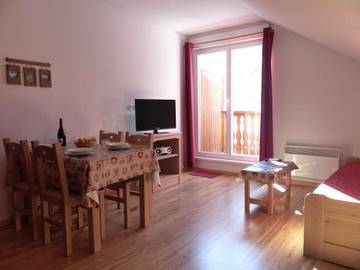 Gîte pour 4 personnes, avec vue et balcon à Villar-d'Arêne