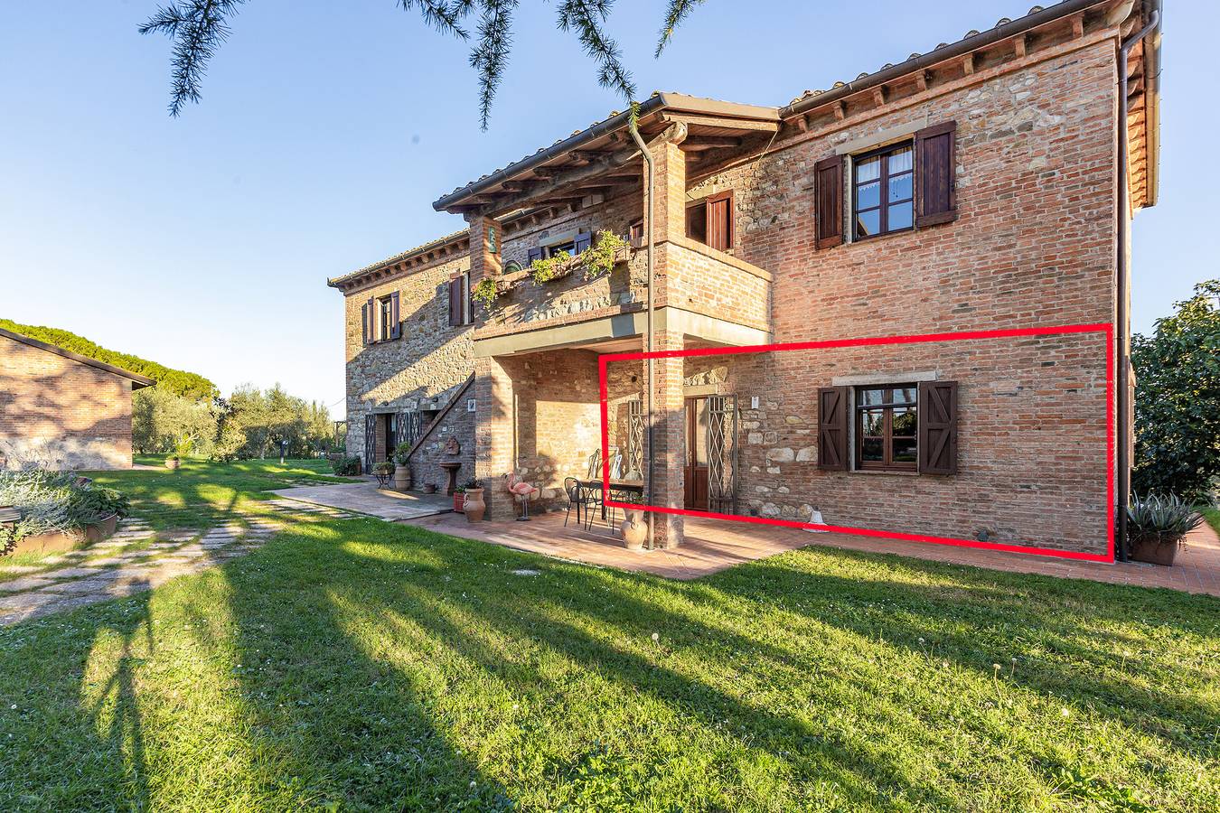 Ganze Wohnung, Poppy apt with shared pool in Castiglione del Lago, Lago Trasimeno