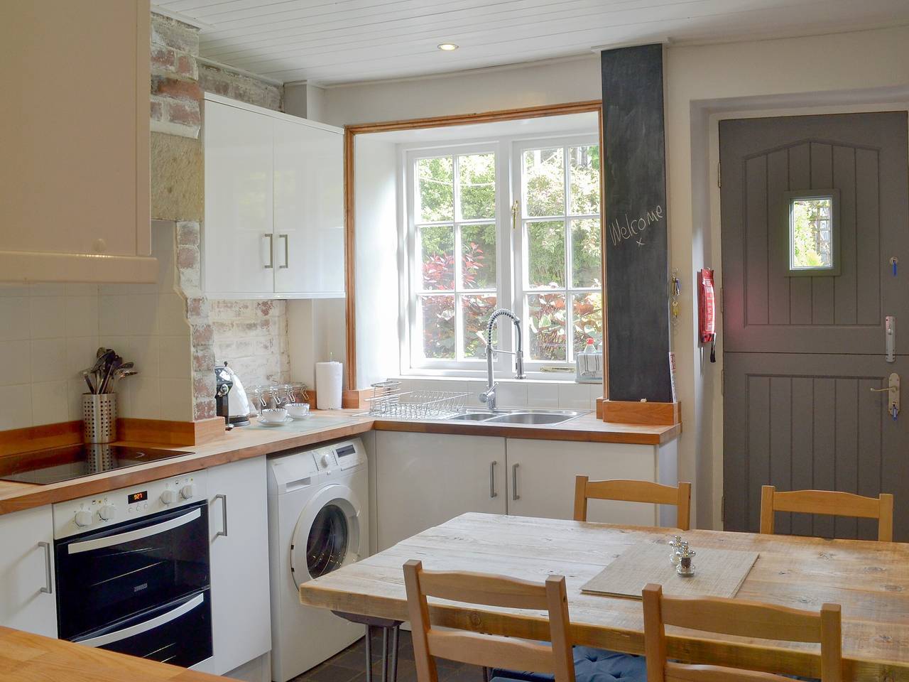 Pear Tree Cottage in Wirksworth, Derbyshire