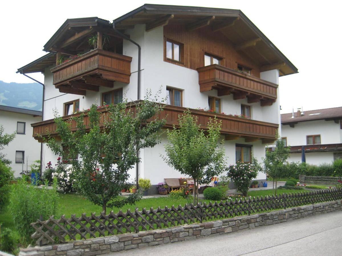 Haus Christl in Tuxer Alpen, Uderns