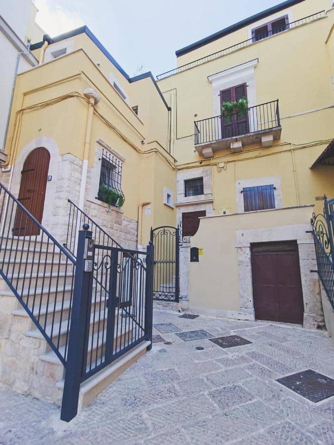 B&b per 2 persone, con balcone in Corato