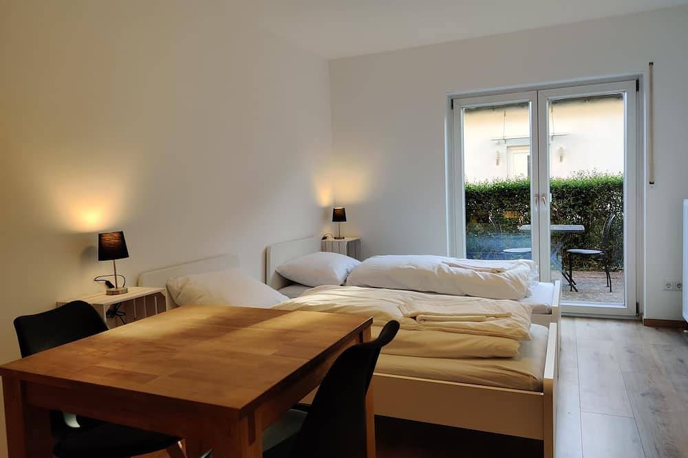 Appartement entier, Quiet Studio Apartment with Cozy Private Terrace in Würzburg, Région viticole de Franconie