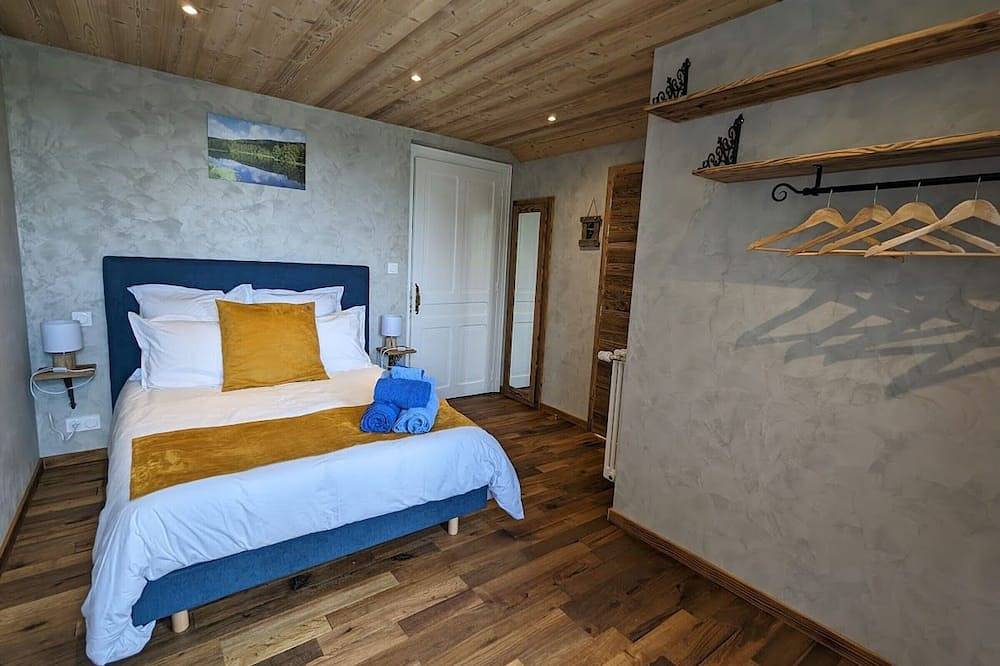 Gentiane Room - 2 Double Beds & Sauna, Perfect for Families in Sapois, Parco naturale regionale dei Ballons des Vosges