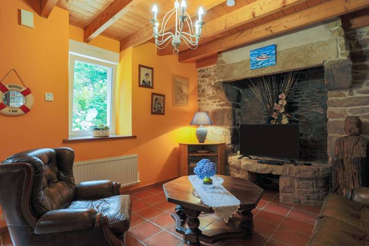 Maison de Vacances 'Ty Nevez' avec Terrasse Privée et Jardin Privatif in Lanvellec, Ceinture Dorée