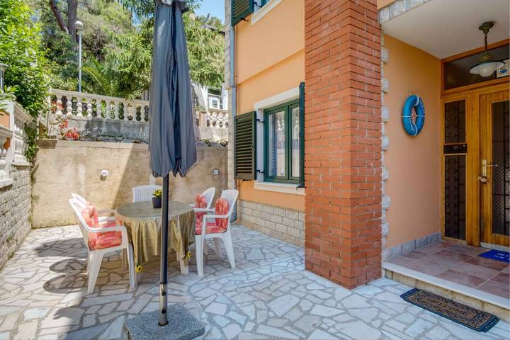 Ganze Ferienwohnung, Ferienwohnung mit Klimaanlage und Meerblick in Mali Lošinj, Lošinj (Kvarner Bucht)