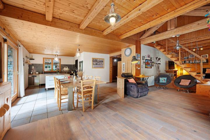 Appartamento intero, Duplex La Tourmentine a Bonneval-sur-Arc, vista montagna, 8 ospiti in Bonneval-sur-Arc, Massiccio della Vanoise