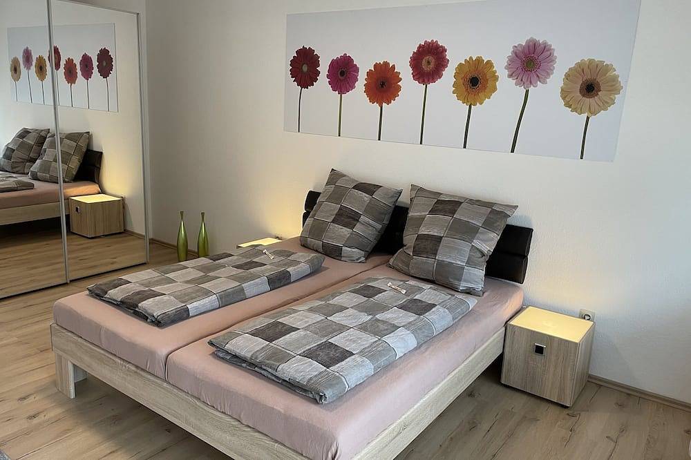 Ganze Wohnung, Schön Eingerichtete Ca.85 qm Große Ferienwohnung in Bad Karlshafen, Hessisches Bergland