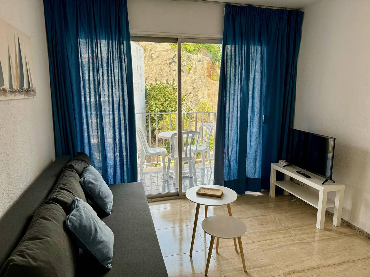 Ganze Wohnung, Familienfreundliches Apartment am Meer in Lloret de Mar mit Klimaanlage in Central Lloret de Mar, Lloret de Mar
