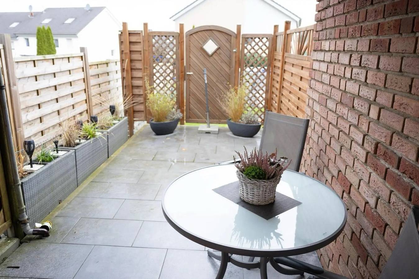 Ganze Wohnung, Apartment „Menden“ mit privater Terrasse und Wlan in Menden, Märkischer Kreis