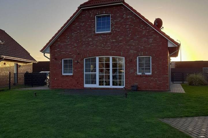 Ferienhaus für 6 Personen, mit Terrasse und Garten in Hinte