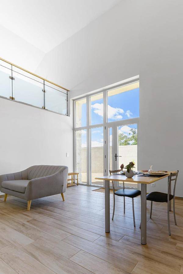 Gîte pour 2 personnes, avec jardin à Saulcet